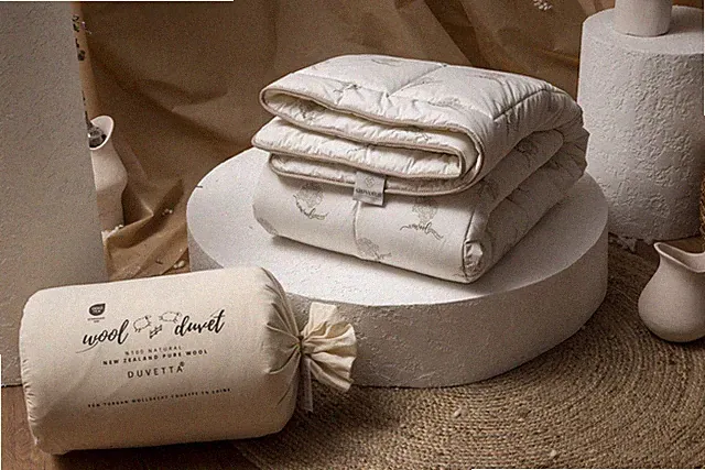 100% Wool Comforter with Cotton Fabric Cover Premium New Zealand Wool