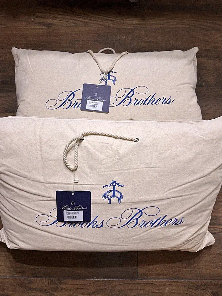 New Brooks Brothers 100% Wool Pillow Queen Size 20”x30” Set Of 2