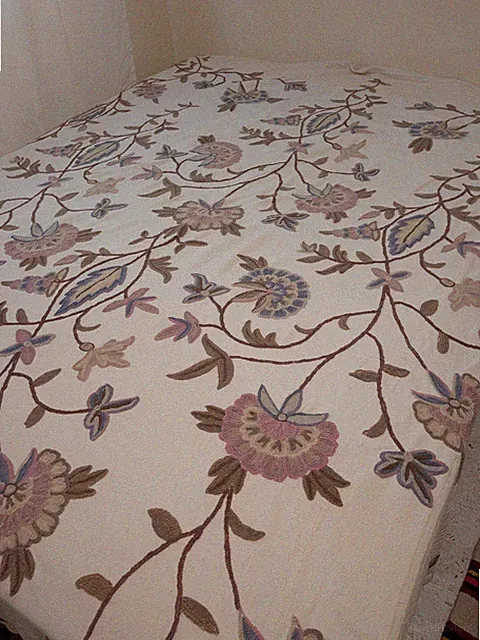 Vtg Crewel Embroidery Flower Coverlet Bedspread Cotton Wool Queen Cream